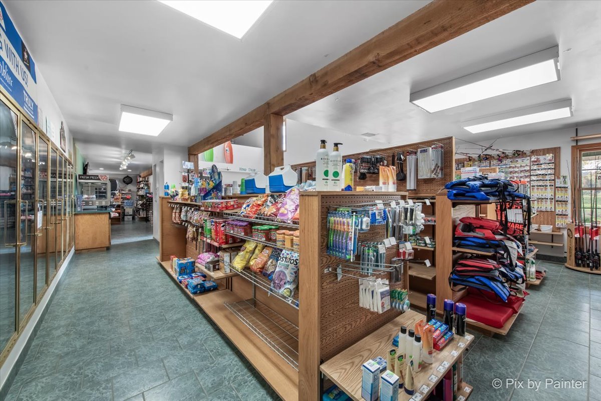 12486445 Property Photo 34