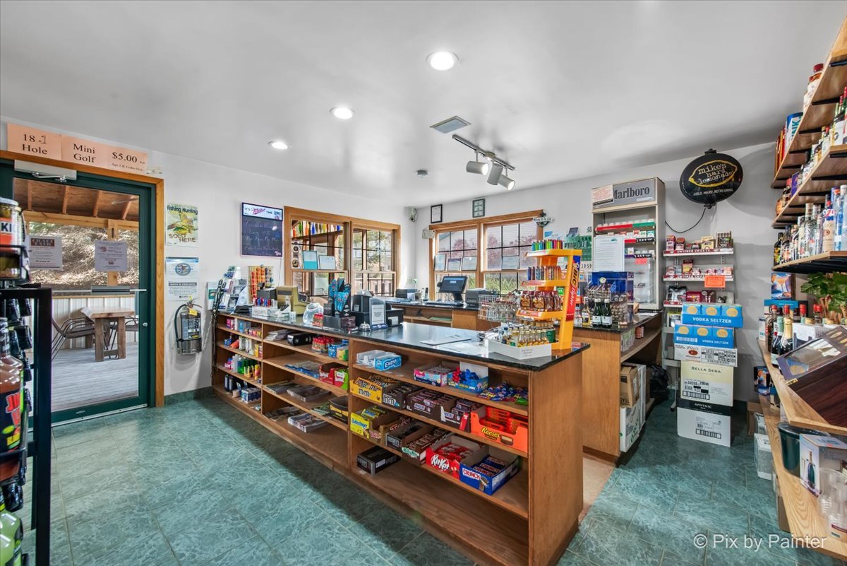 12486445 Property Photo 35