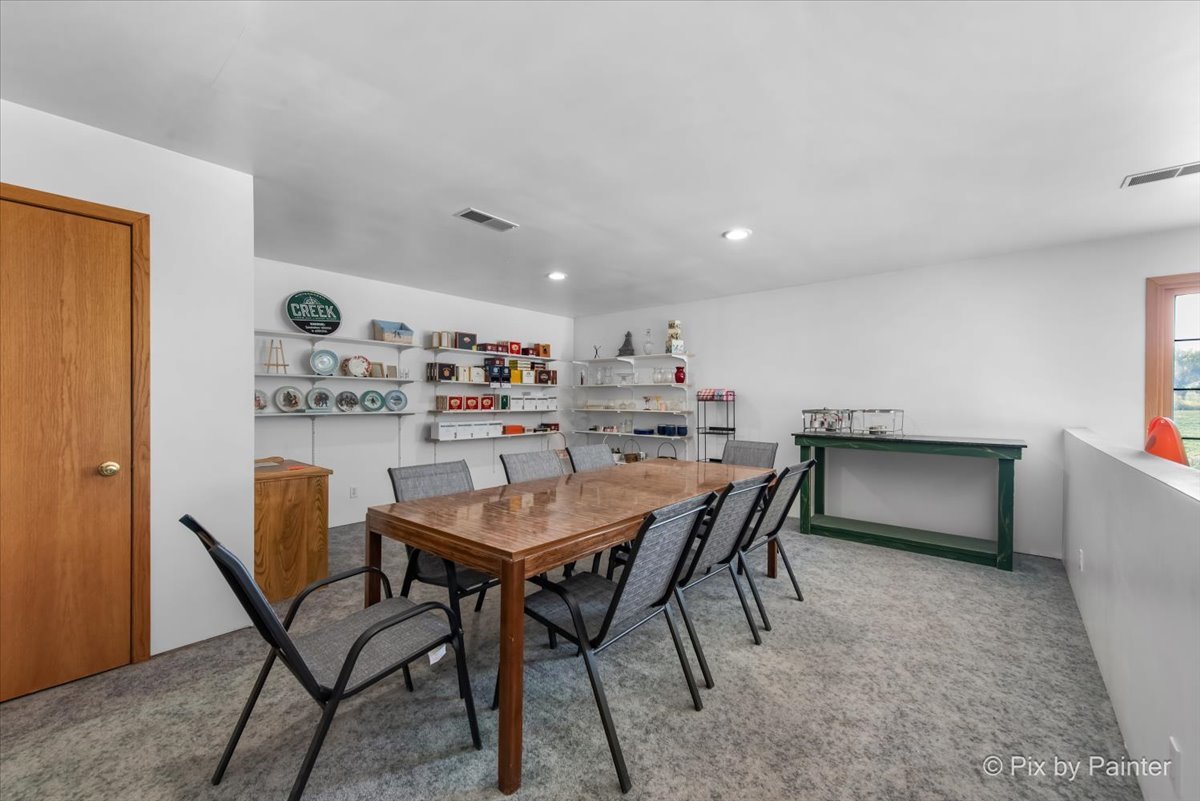 12486445 Property Photo 37