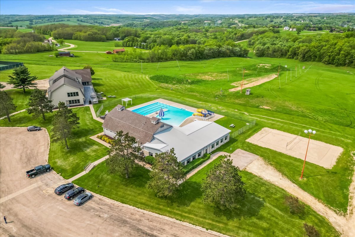 12486445 Property Photo 51