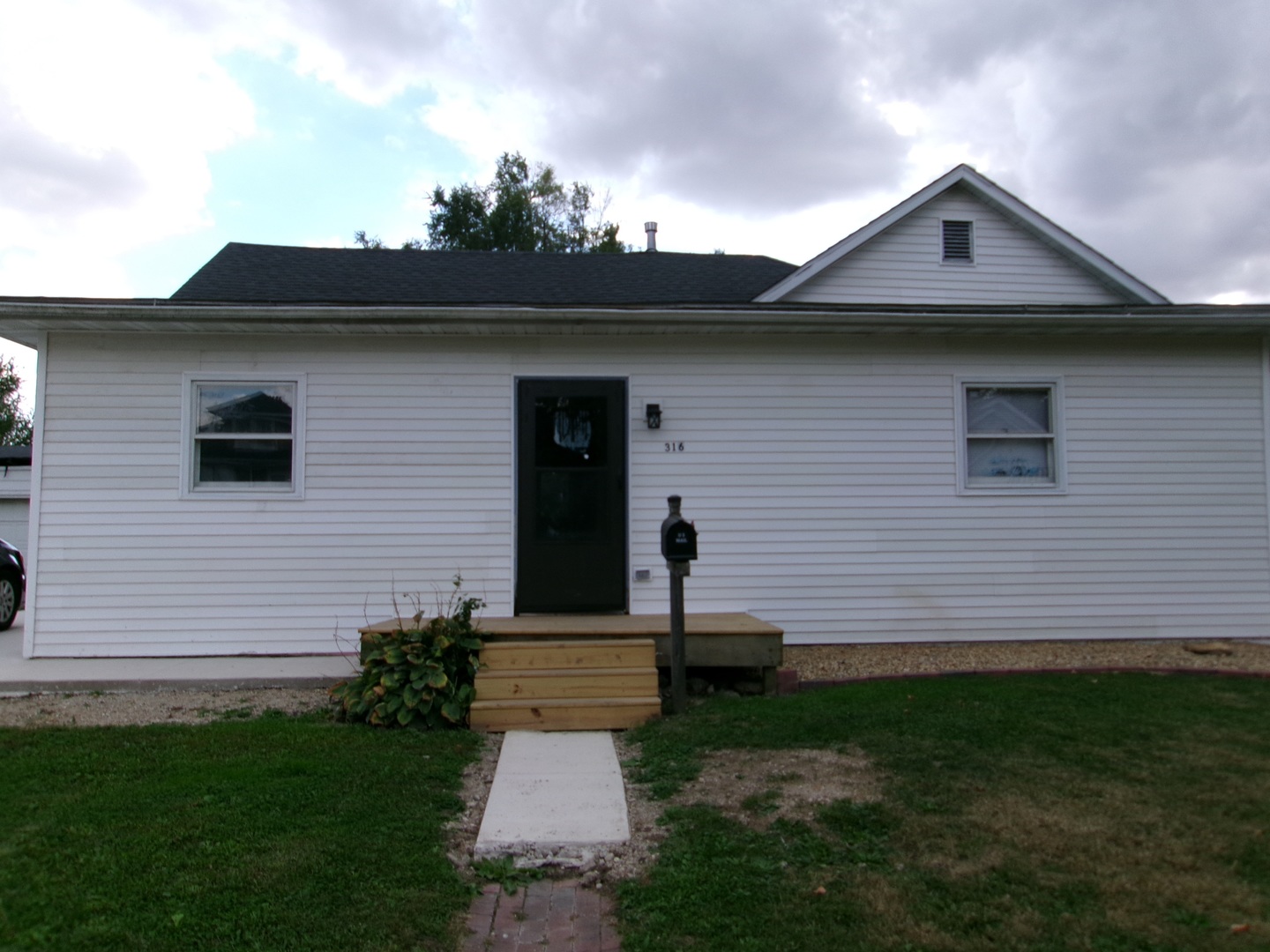 316 7th Street Property Photo 1