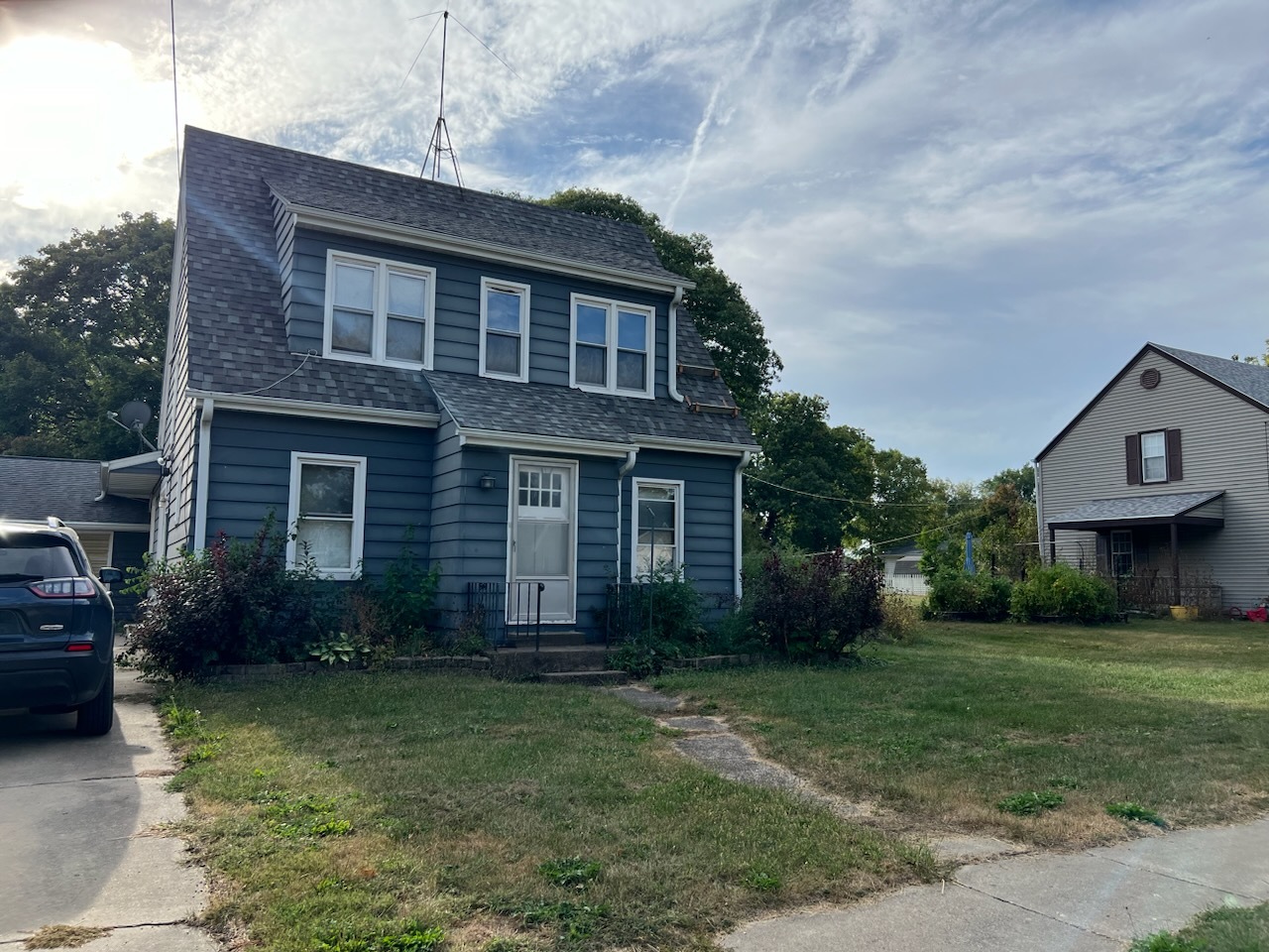 304 Maple Avenue Property Photo 3