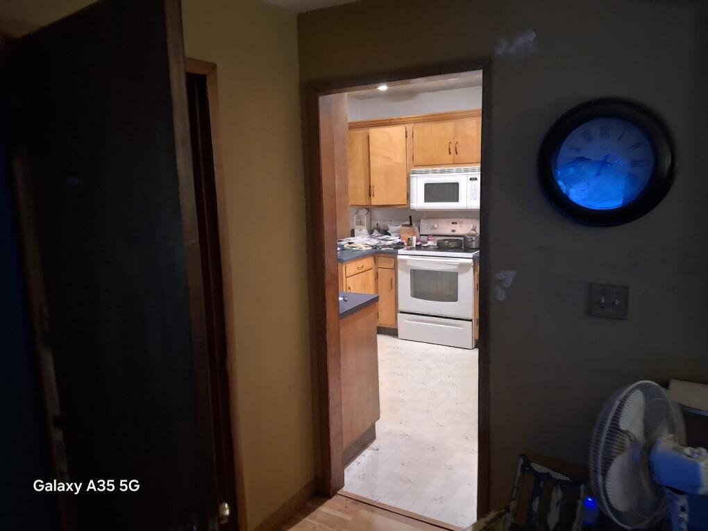 304 Maple Avenue Property Photo 6