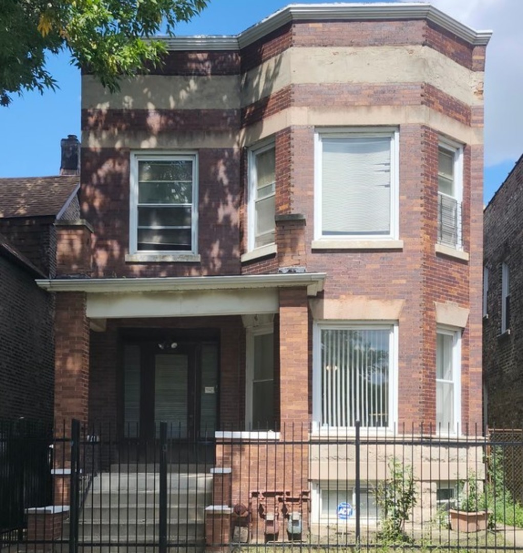 4432 W Maypole Avenue Property Photo 1