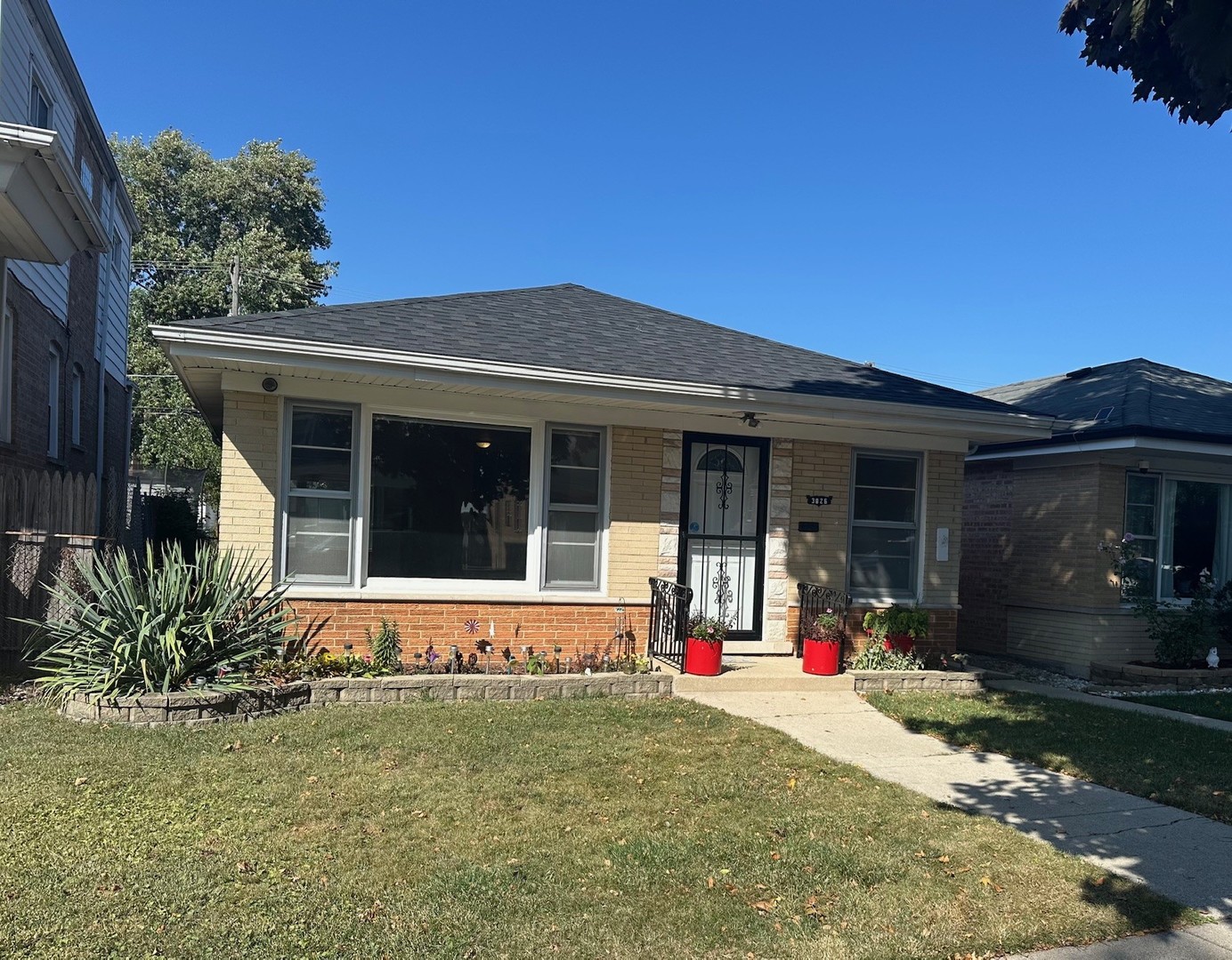 3826 W 83rd Street Property Photo 1