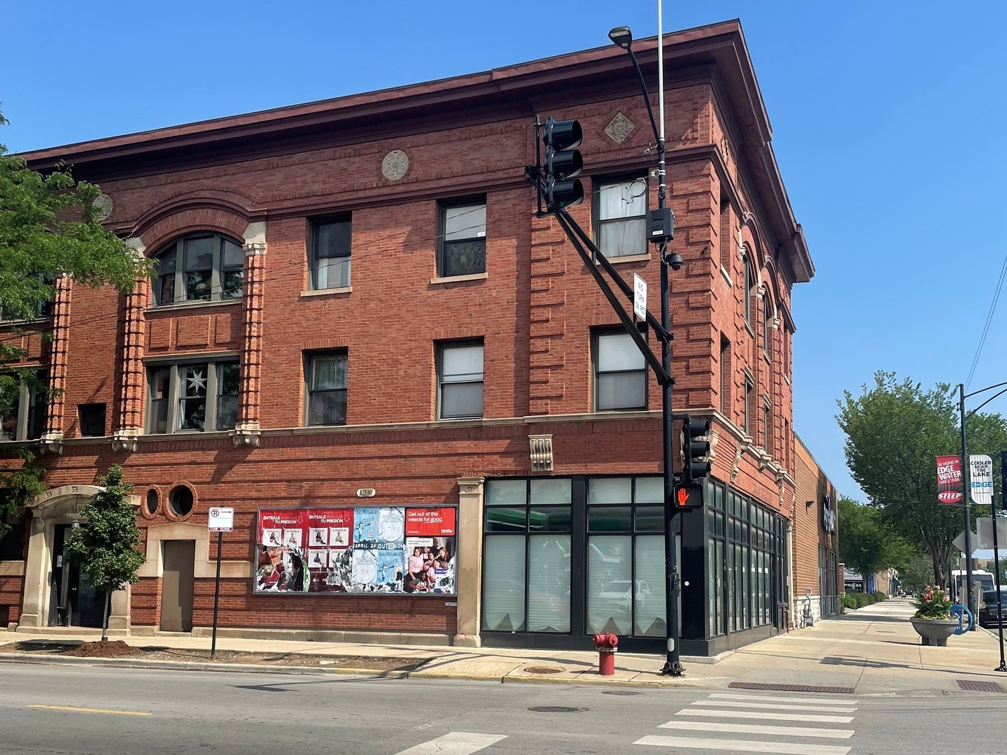 5200 N Broadway Street Property Photo 1