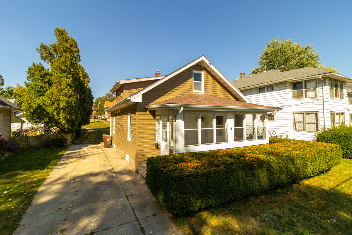 1644 6th Avenue Property Photo 1