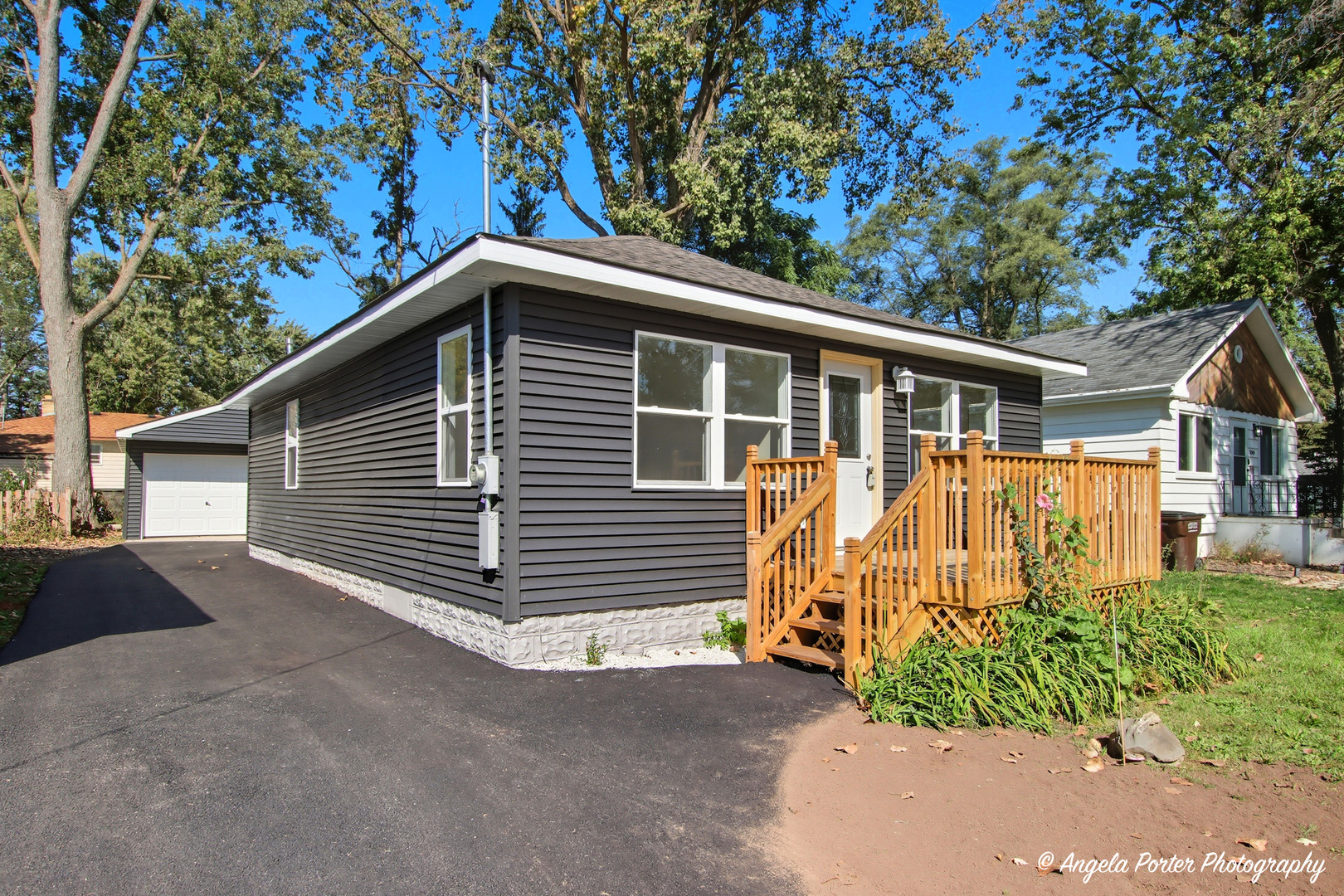 W1044 Florence Road Property Photo 1