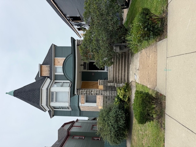 1828 Oliver Street Property Photo 1