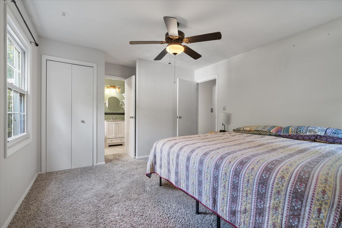 8095 N 2000 East Road Property Photo 21