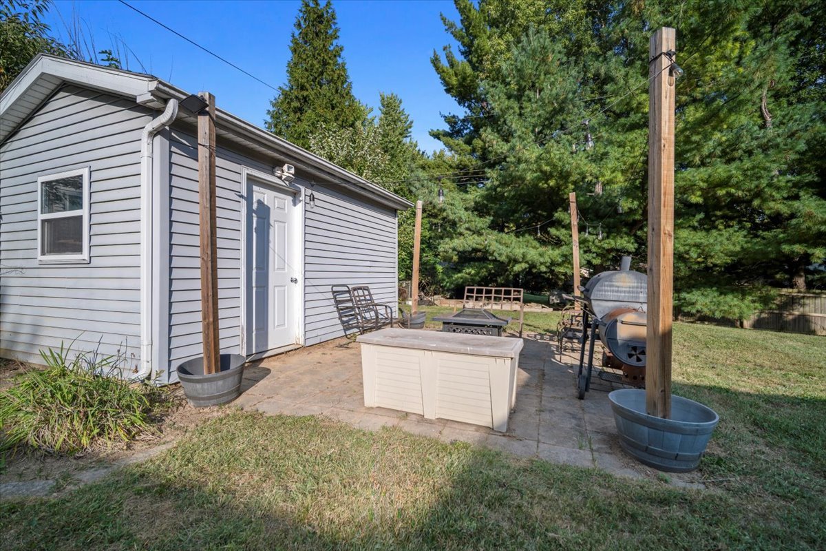 8095 N 2000 East Road Property Photo 25