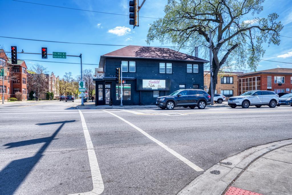 97 Harlem Avenue Property Photo 3