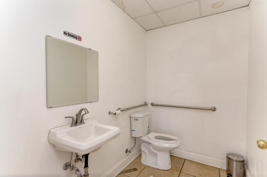 97 Harlem Avenue Property Photo 14