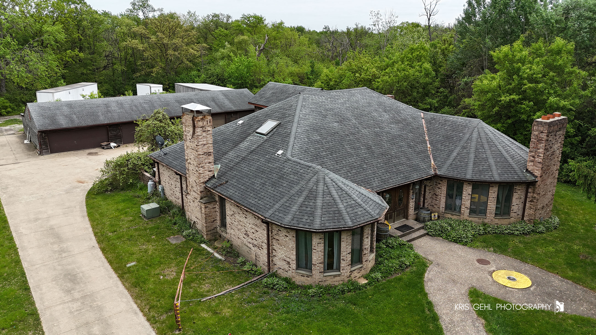 91 S Milwaukee Avenue Property Photo 1