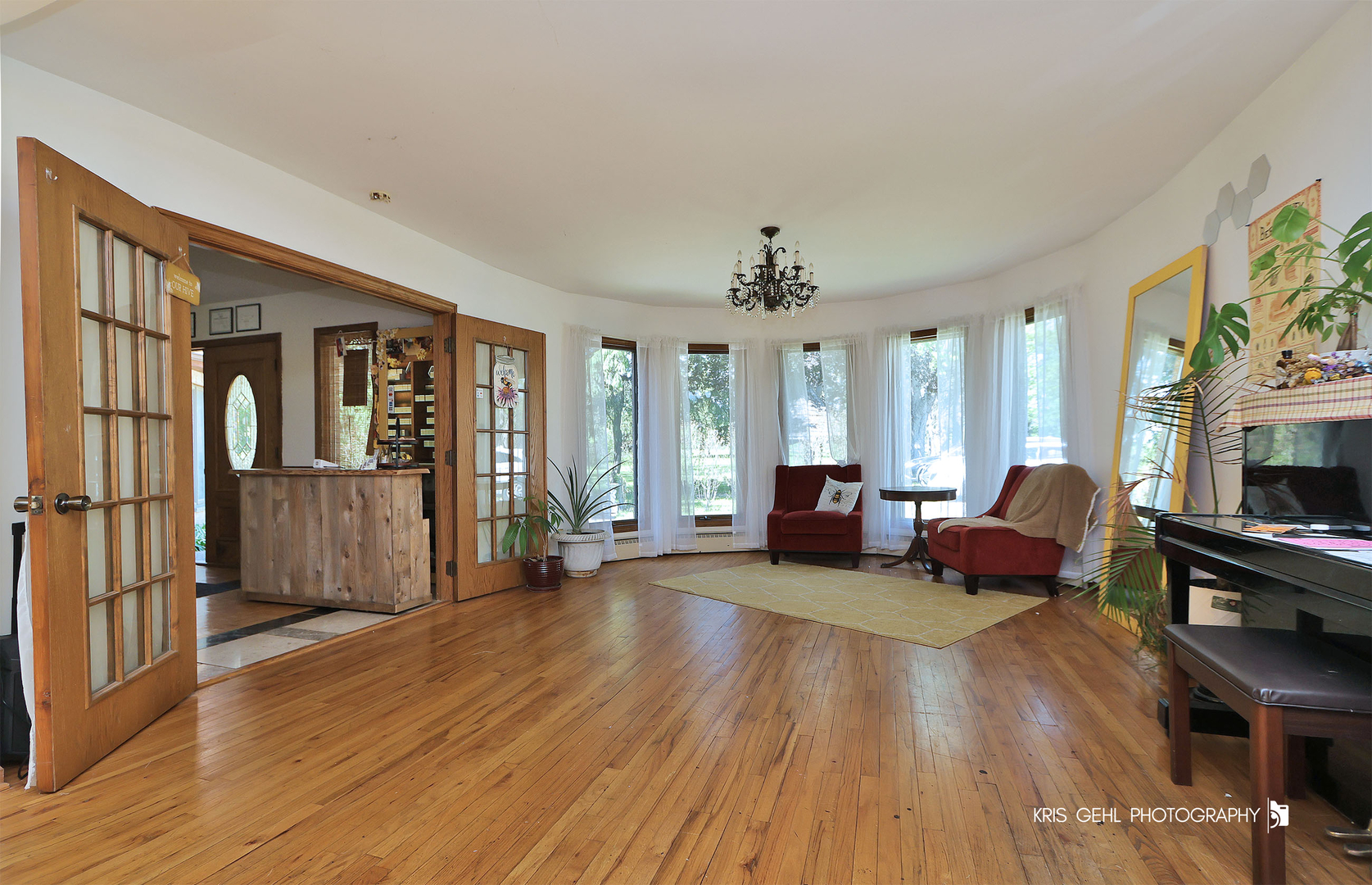 91 S Milwaukee Avenue Property Photo 14