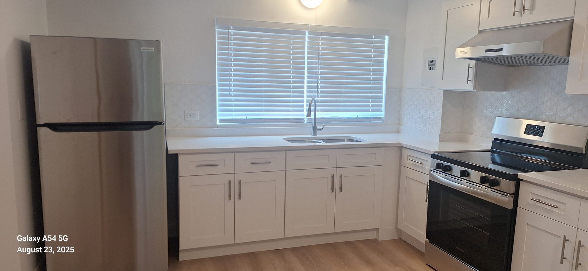 12489744 Property Photo 6