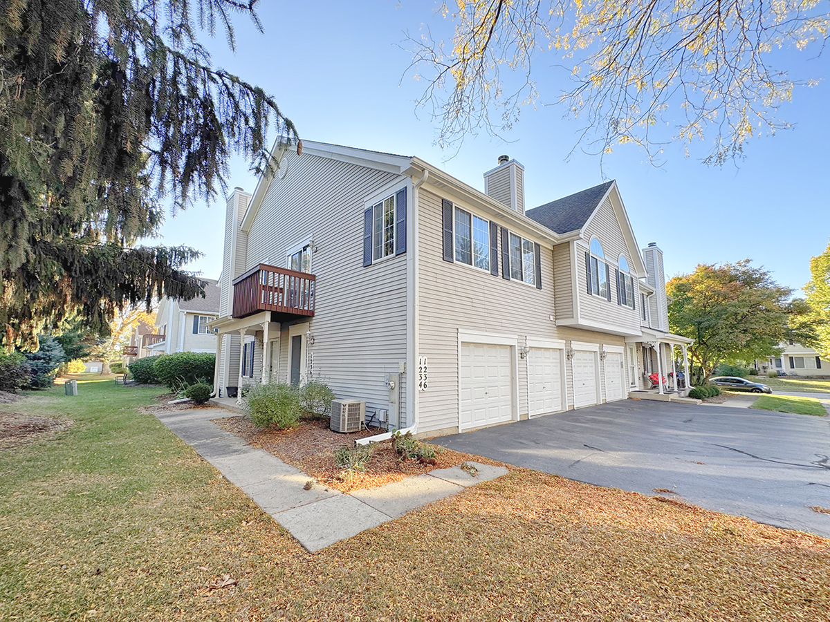 1236 Sandhurst Lane 1236 Property Photo 1