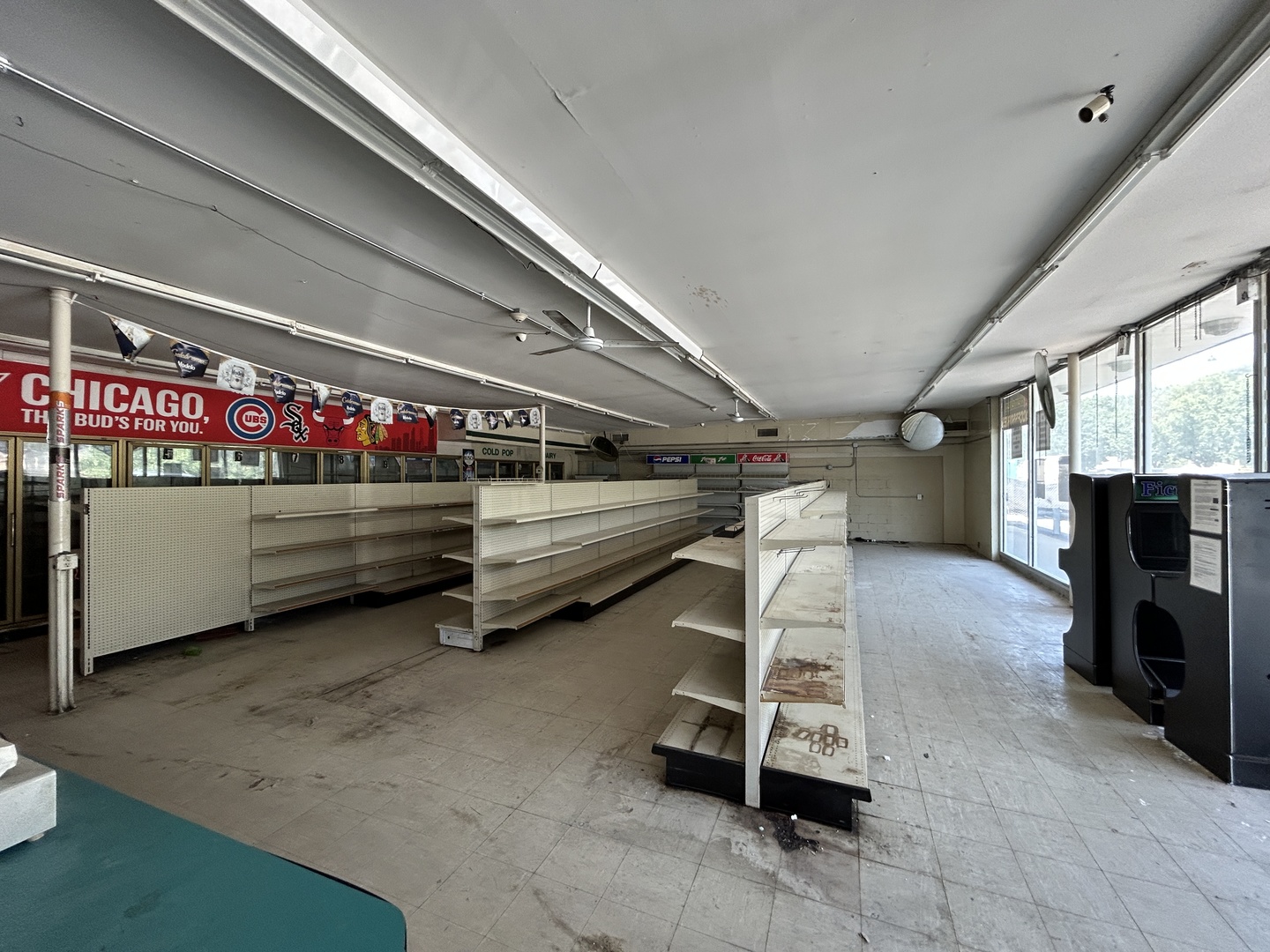 718 W Irving Park Road 718 Property Photo 11