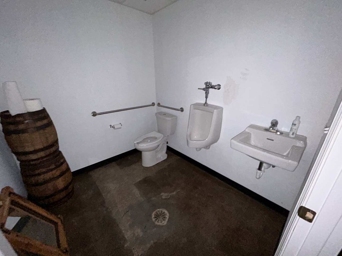 718 W Irving Park Road 718 Property Photo 12