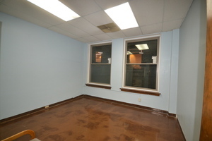 80 S Grove Avenue 2a Property Photo 8