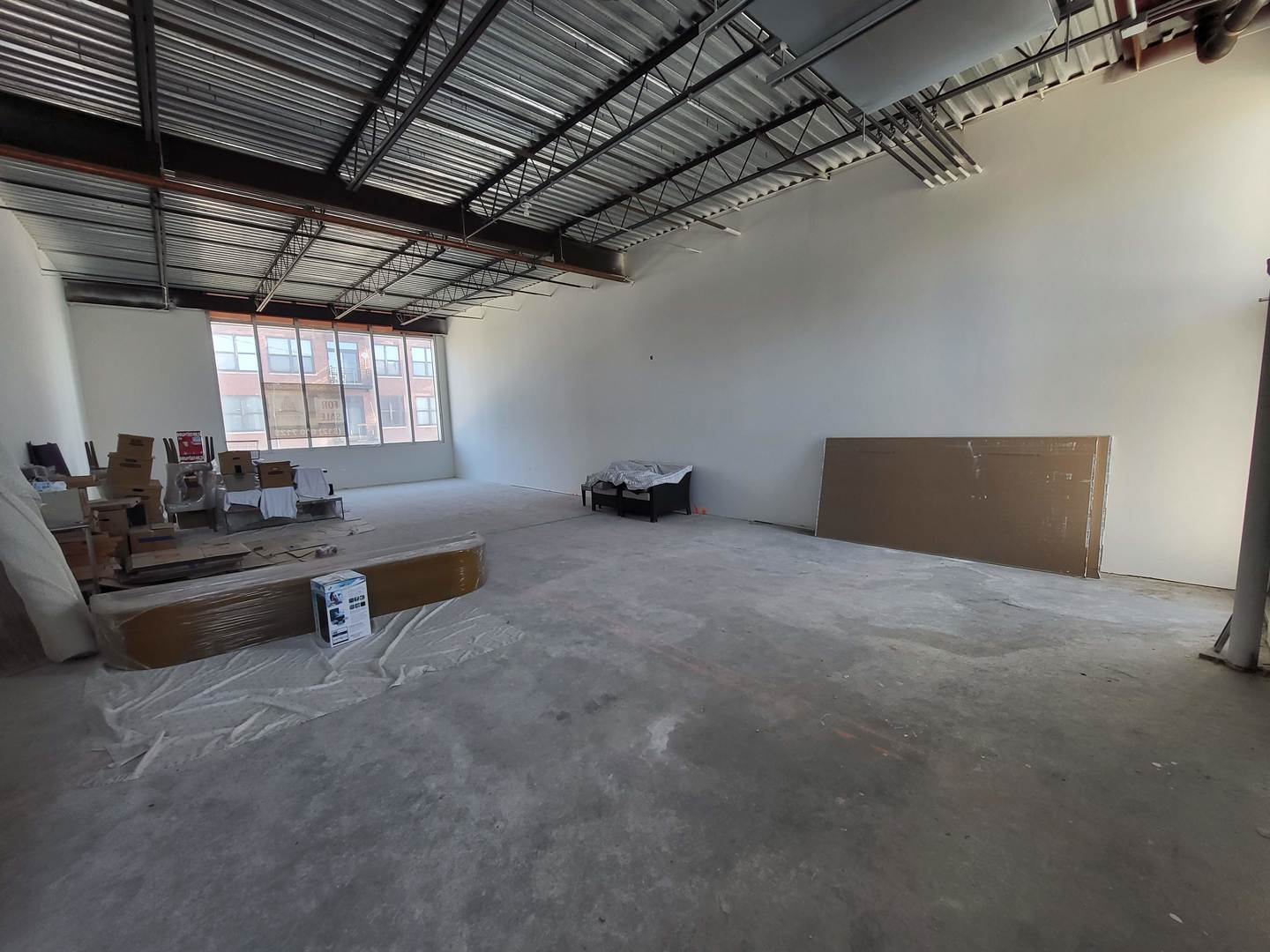 2300 S Archer Avenue 206 Property Photo 4