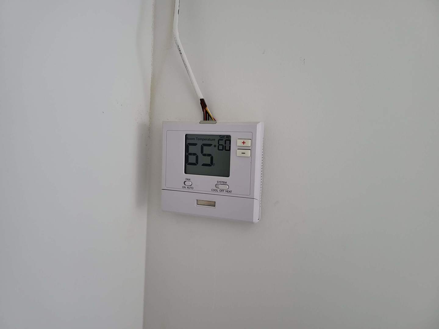 2300 S Archer Avenue 206 Property Photo 6