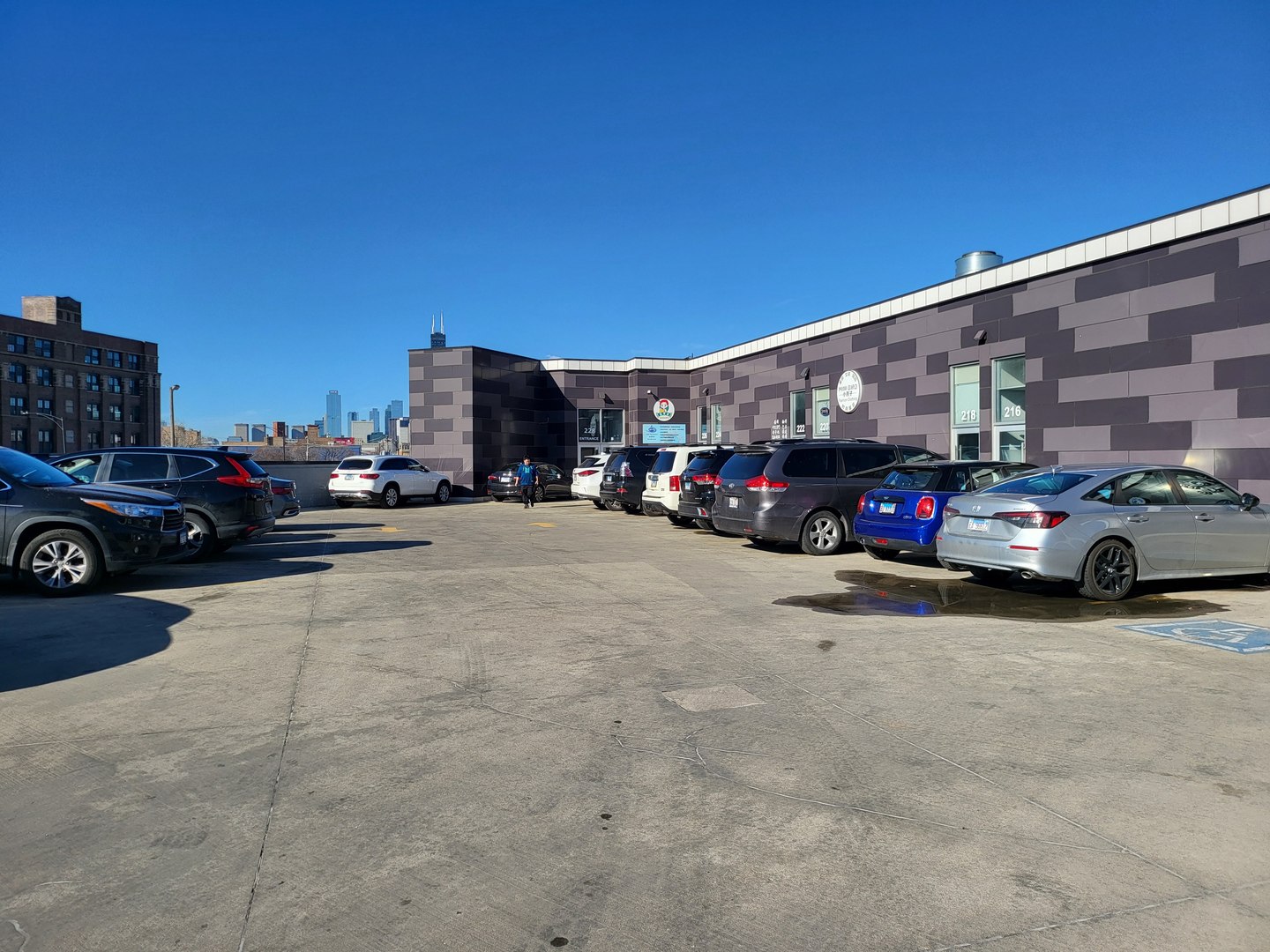 2300 S Archer Avenue 206 Property Photo 8