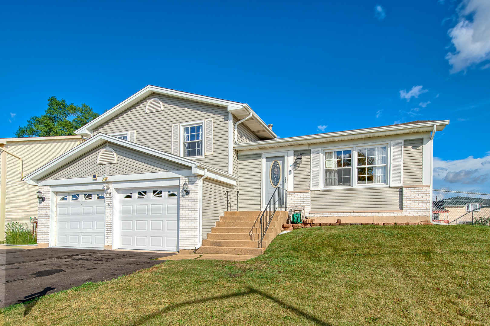 1713 Schmale Road Property Photo 1