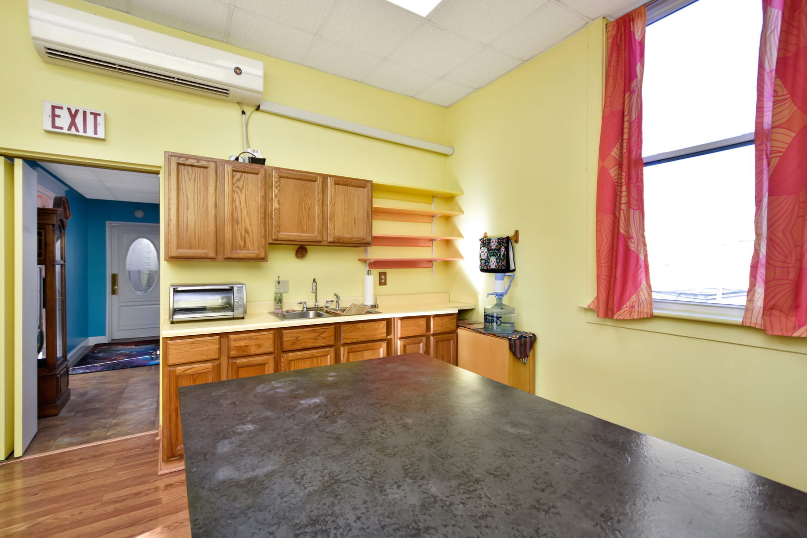 113 N Kickapoo Street Property Photo 22