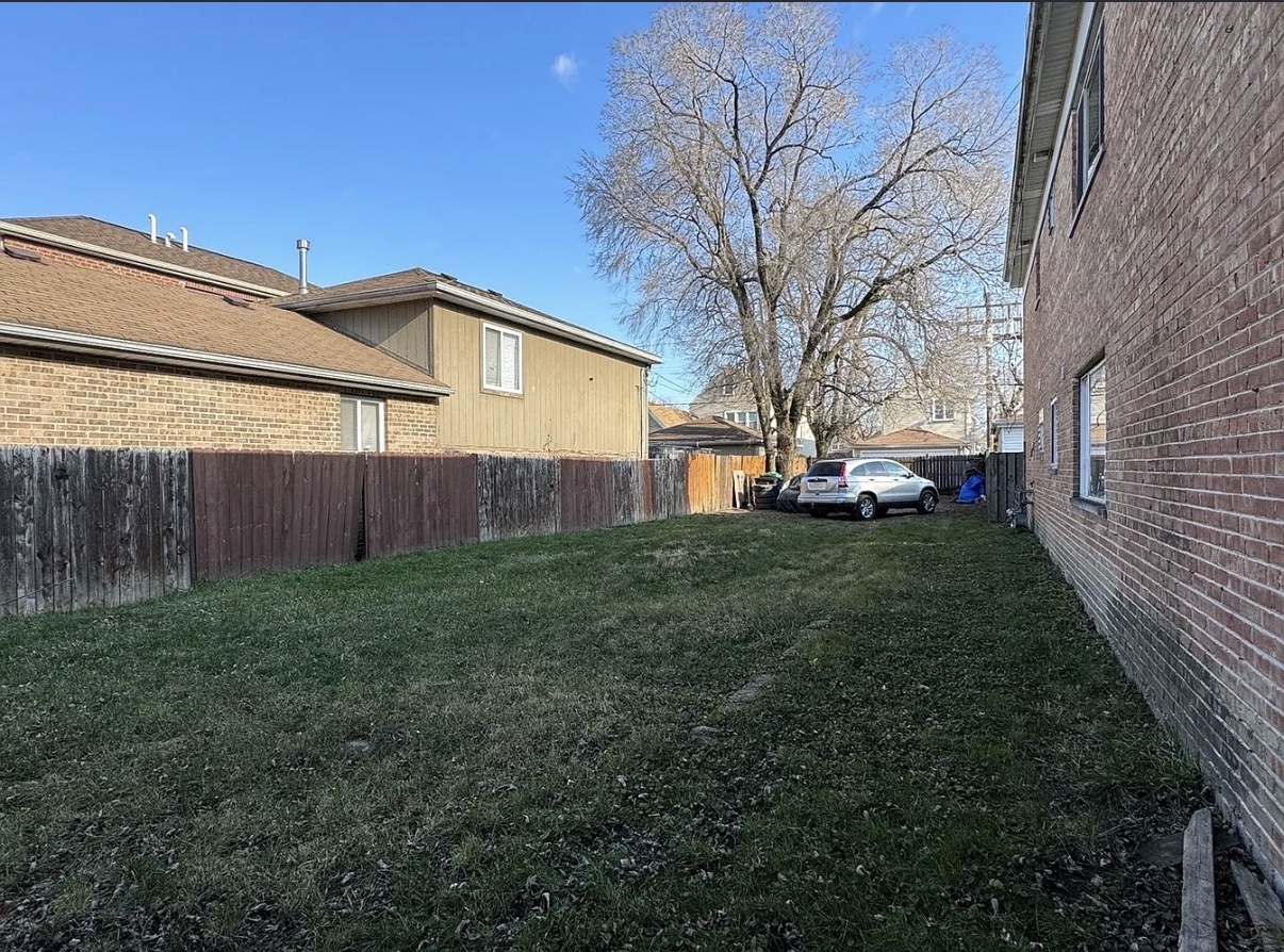 1417 S 49th Court Property Photo 2