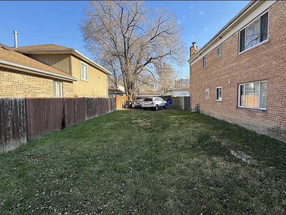 1417 S 49th Court Property Photo 3