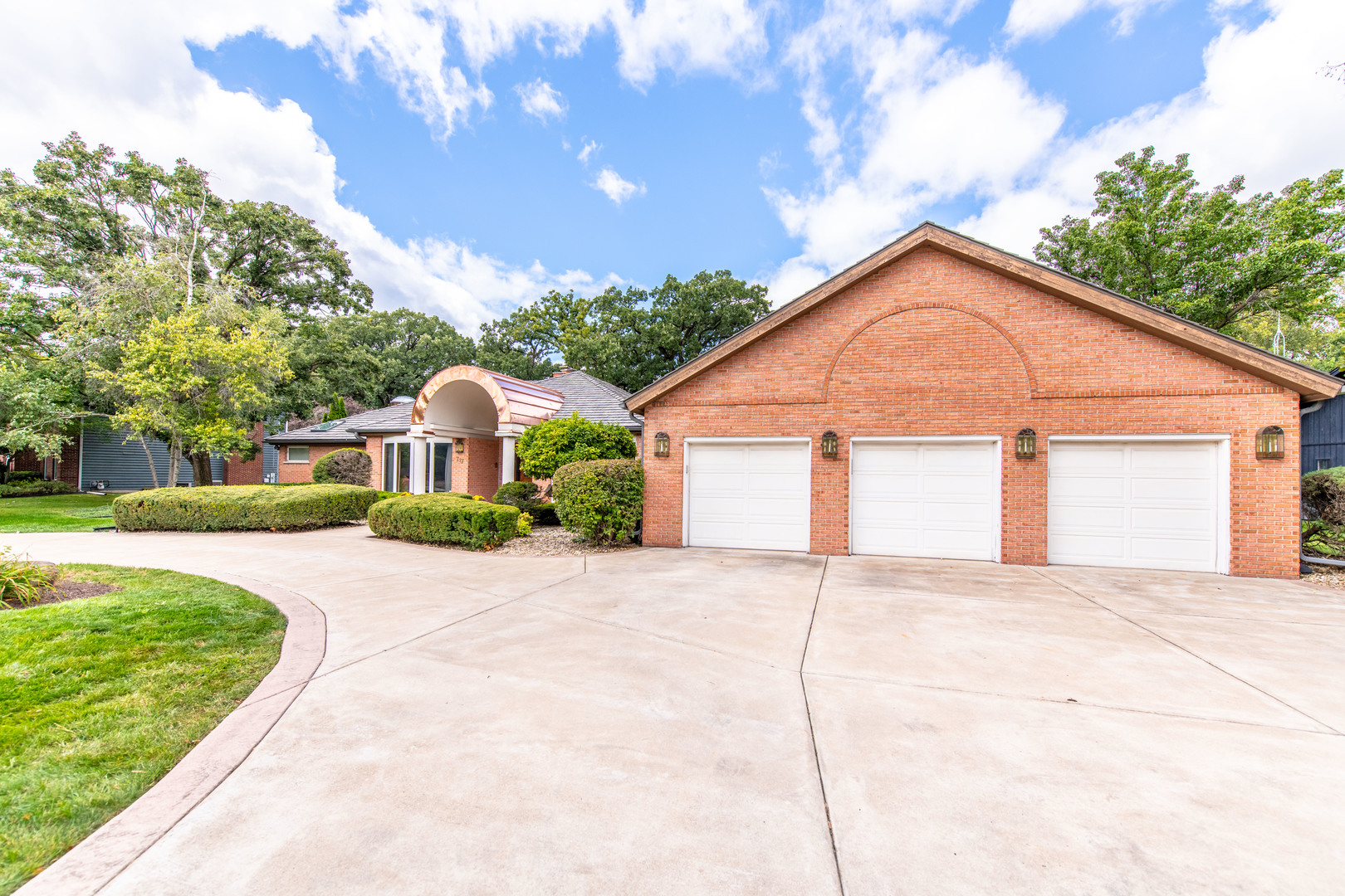 717 Westridge Road Property Photo 5