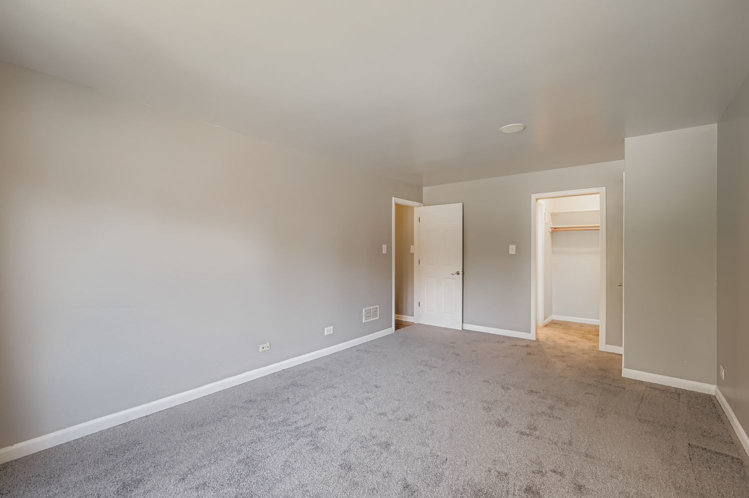 10048 S Pulaski Road 1e Property Photo 11