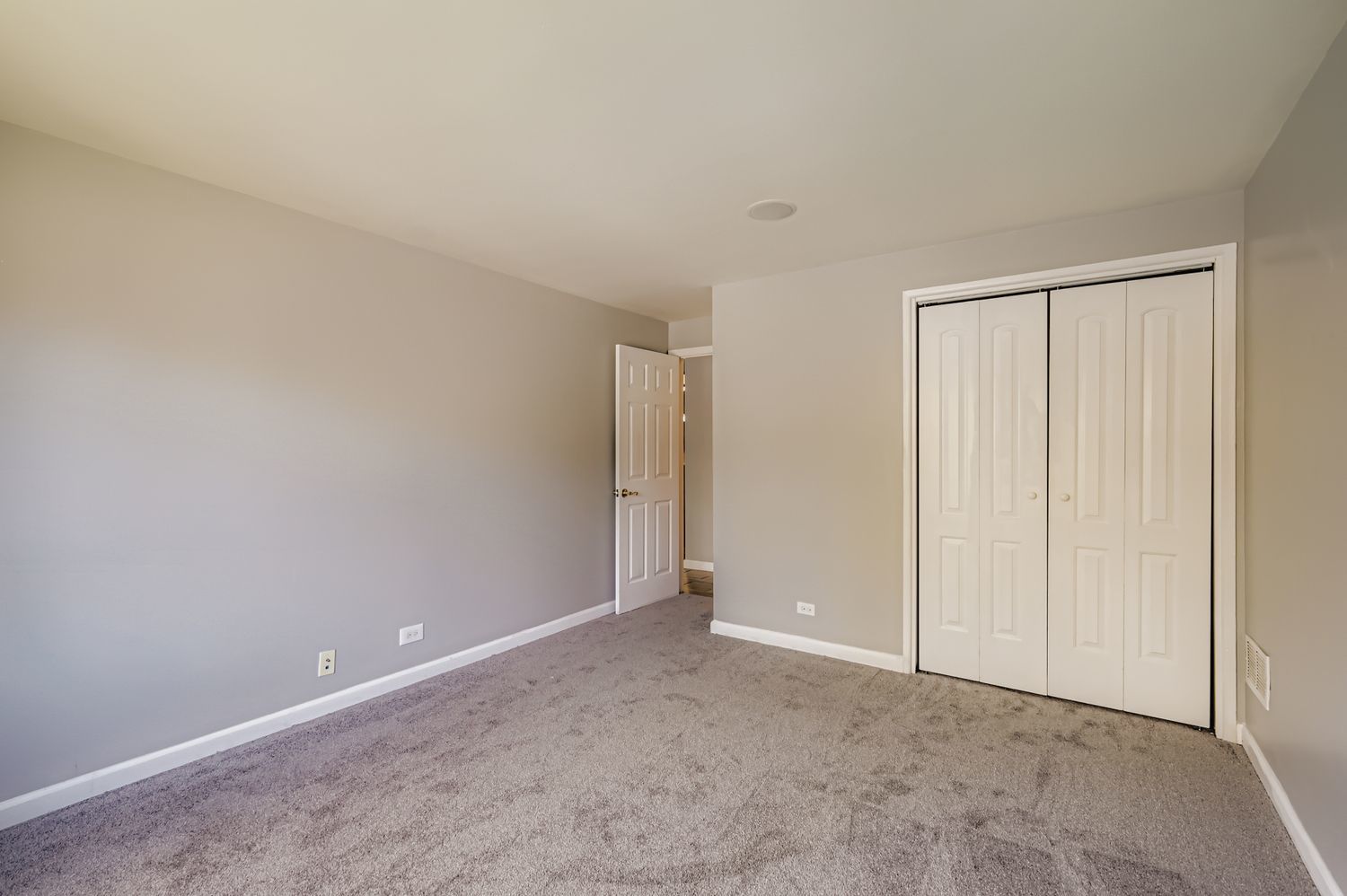 10048 S Pulaski Road 1e Property Photo 18