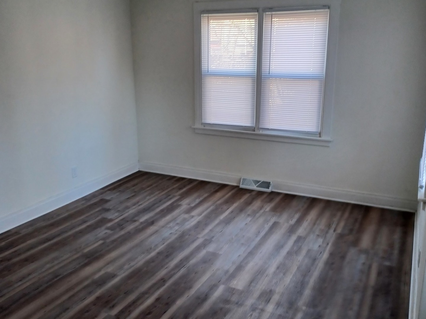 1720 Hiawatha Trail Property Photo 6