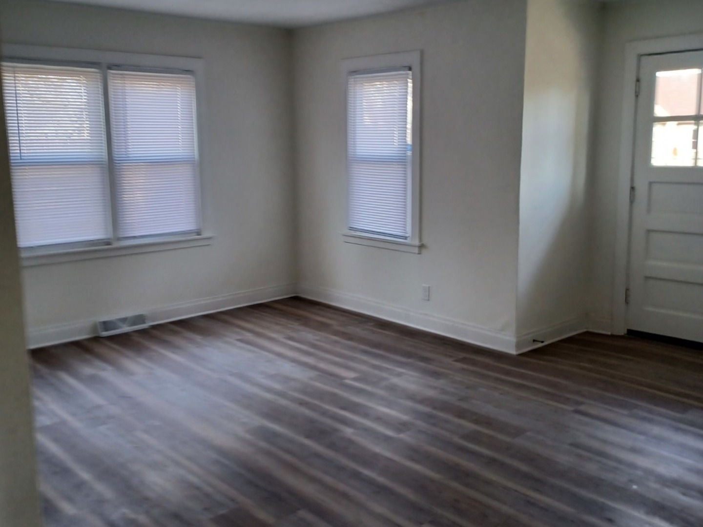 1720 Hiawatha Trail Property Photo 7