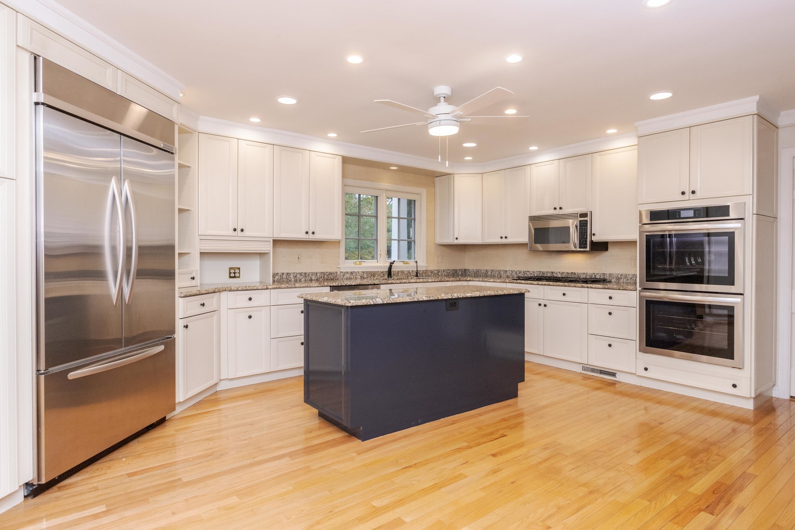 2001 Cloud Street Property Photo 32