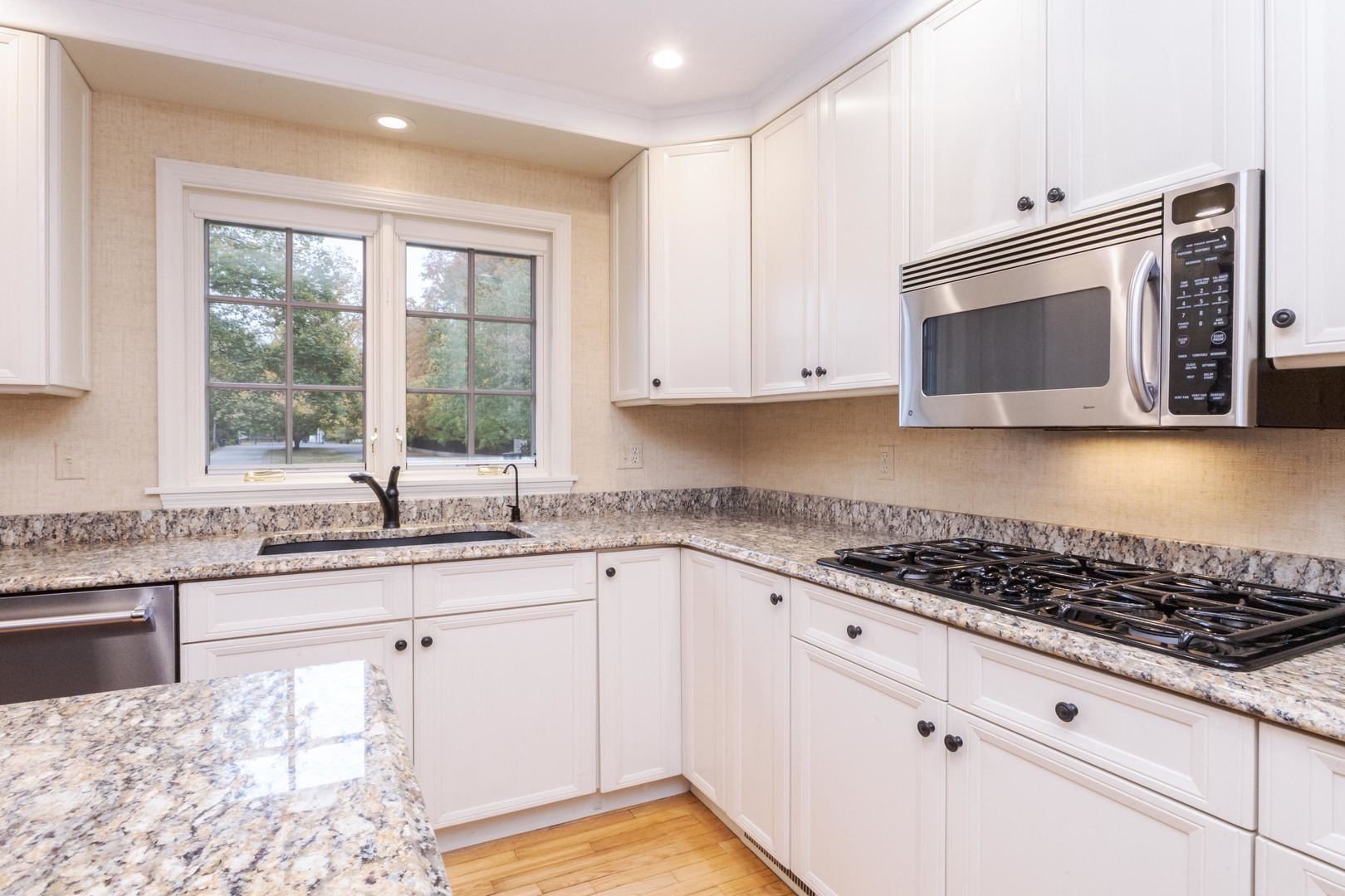 2001 Cloud Street Property Photo 35