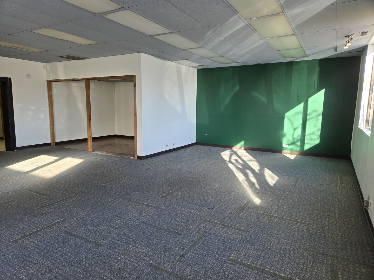 18418 Wentworth Avenue Property Photo 15