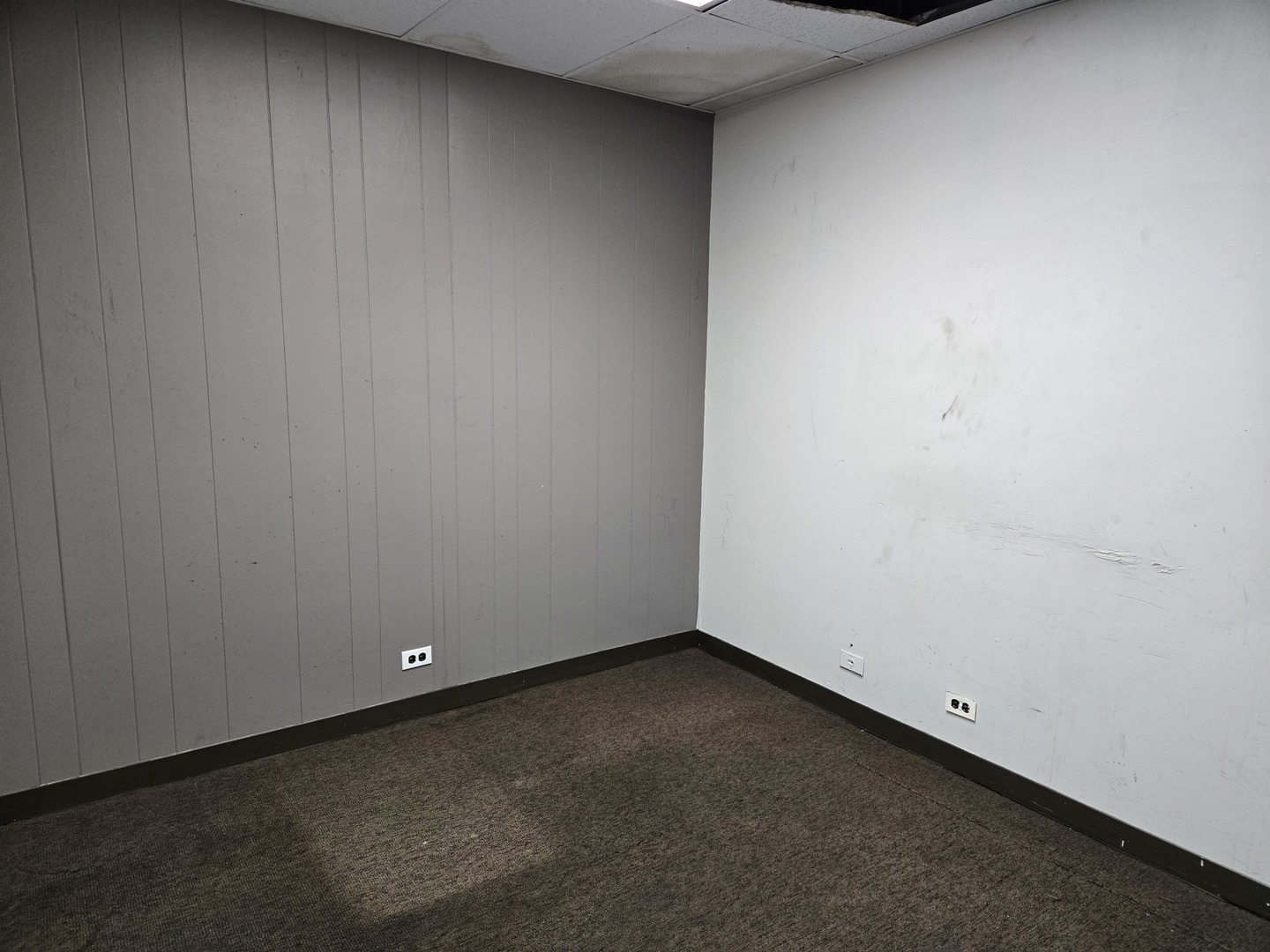 18418 Wentworth Avenue Property Photo 19