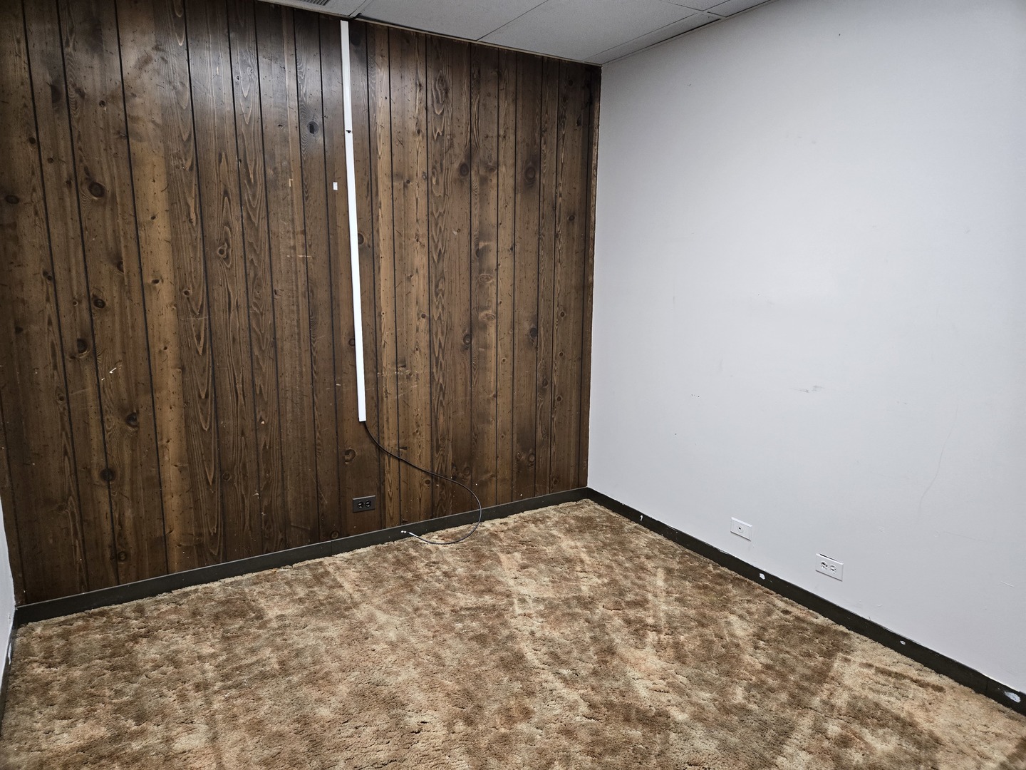 18418 Wentworth Avenue Property Photo 22