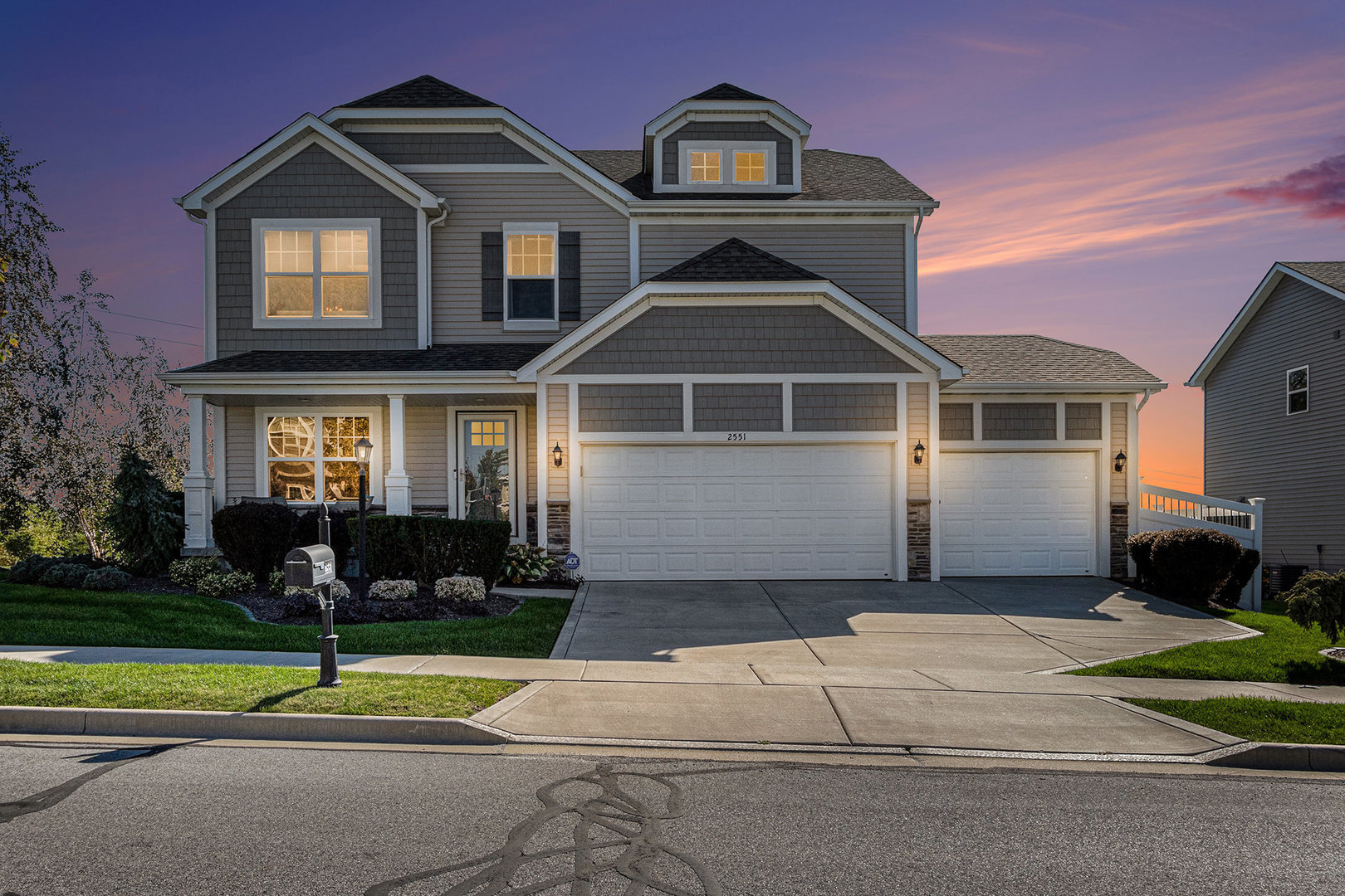 2551 Kerry Drive Property Photo 1