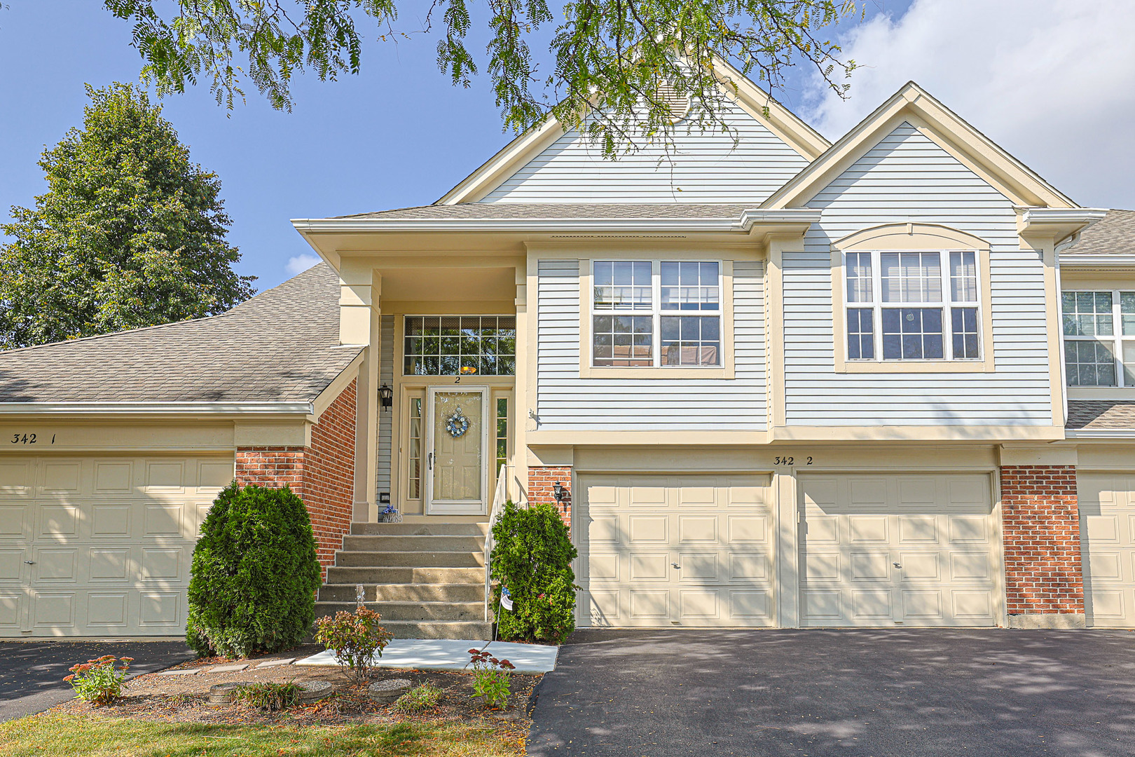 342 Ashford Circle 2 Property Photo 1