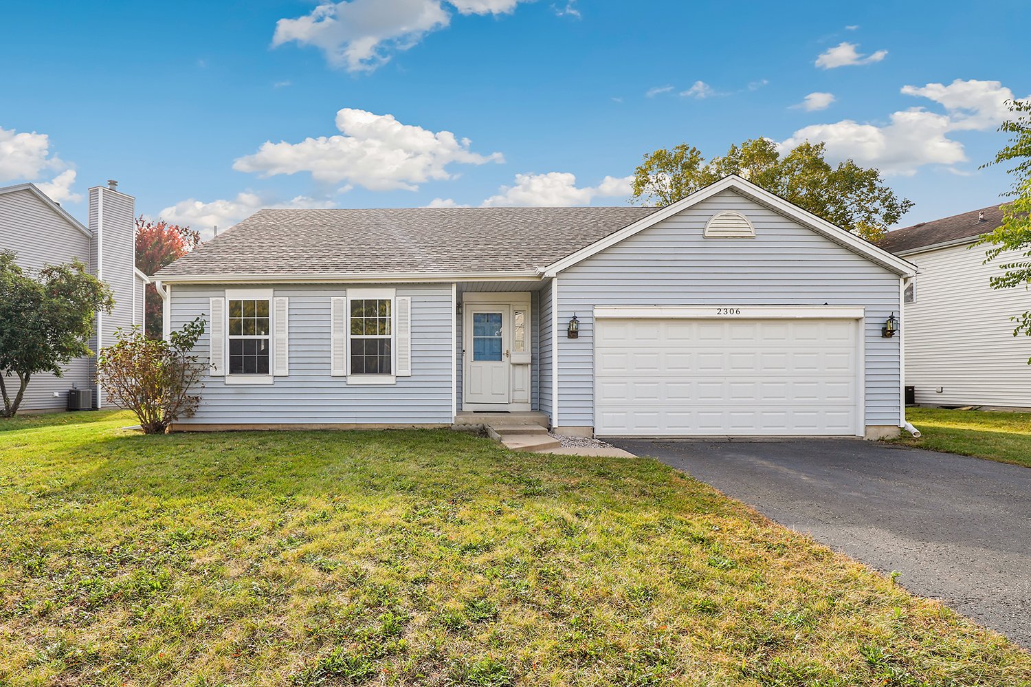 2306 Willow Lakes Drive Property Photo 1