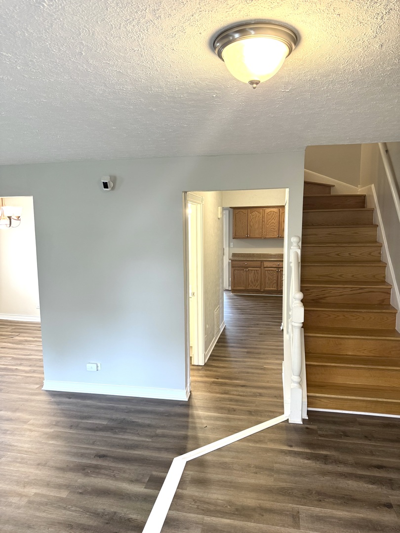 716 Shining Water Drive Property Photo 2