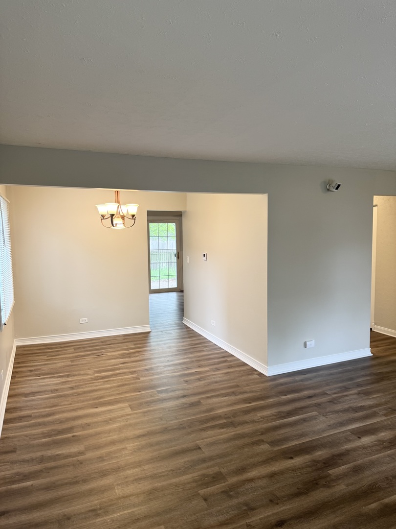 716 Shining Water Drive Property Photo 4