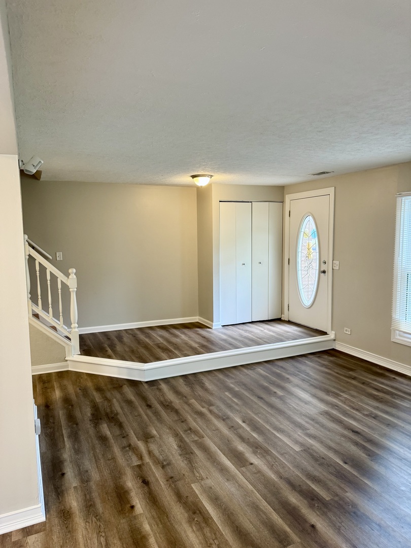 716 Shining Water Drive Property Photo 5