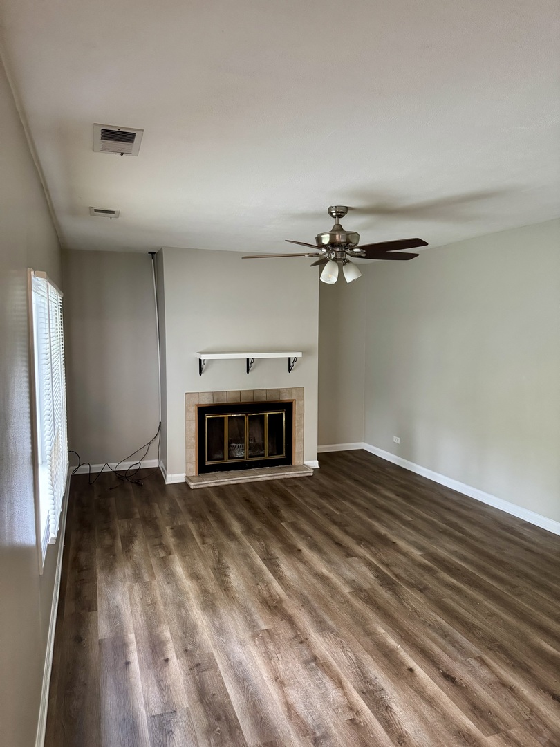 716 Shining Water Drive Property Photo 8