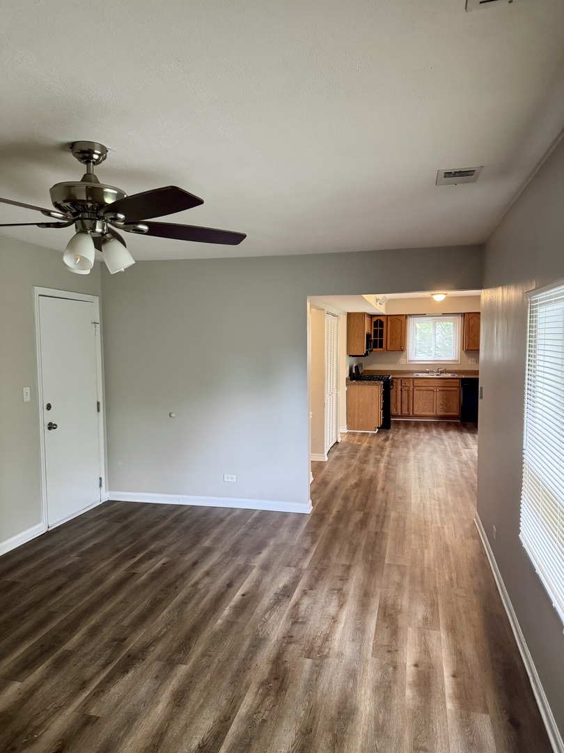 716 Shining Water Drive Property Photo 9