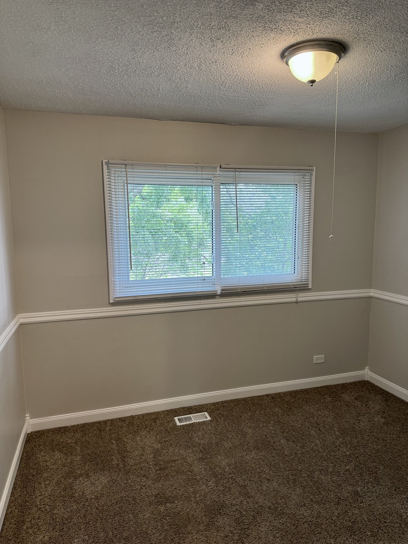 716 Shining Water Drive Property Photo 14